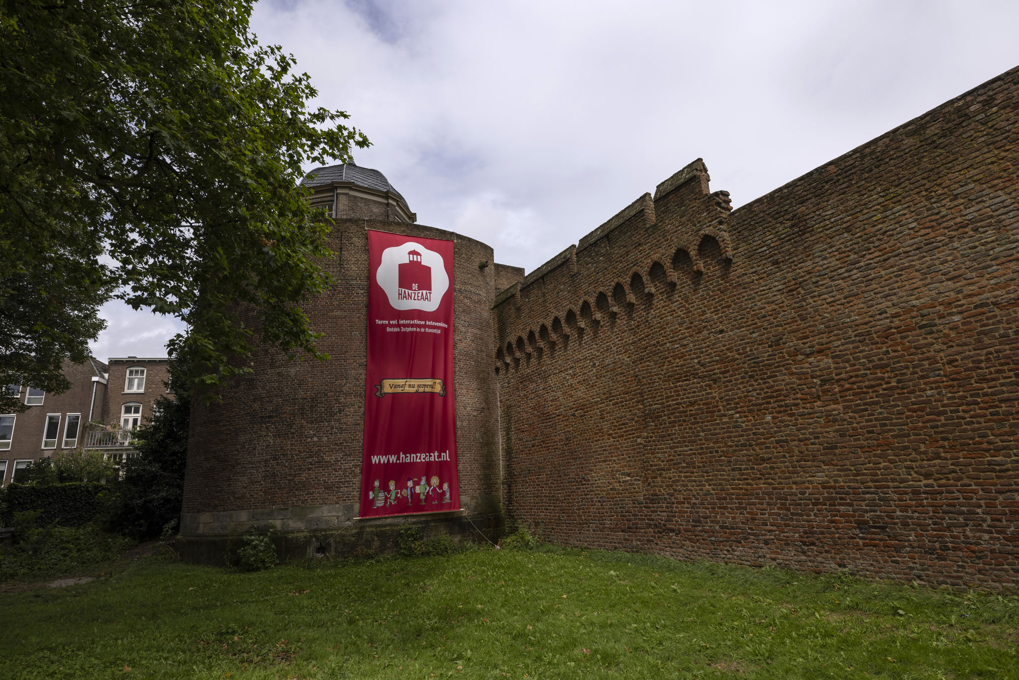 Opening van De Hanzeaat in de Bourgonjetoren